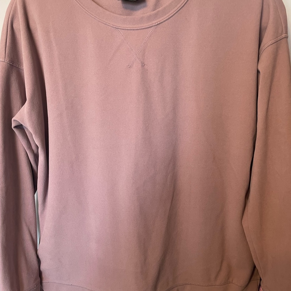 Calvin Klein Black and Pink Activewear - Picture 10 of 12